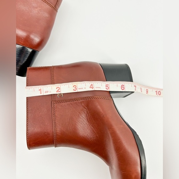 Chanel Caramel Cognac Brown Ankle Boots Logo Size 38 - Picture 10 of 16